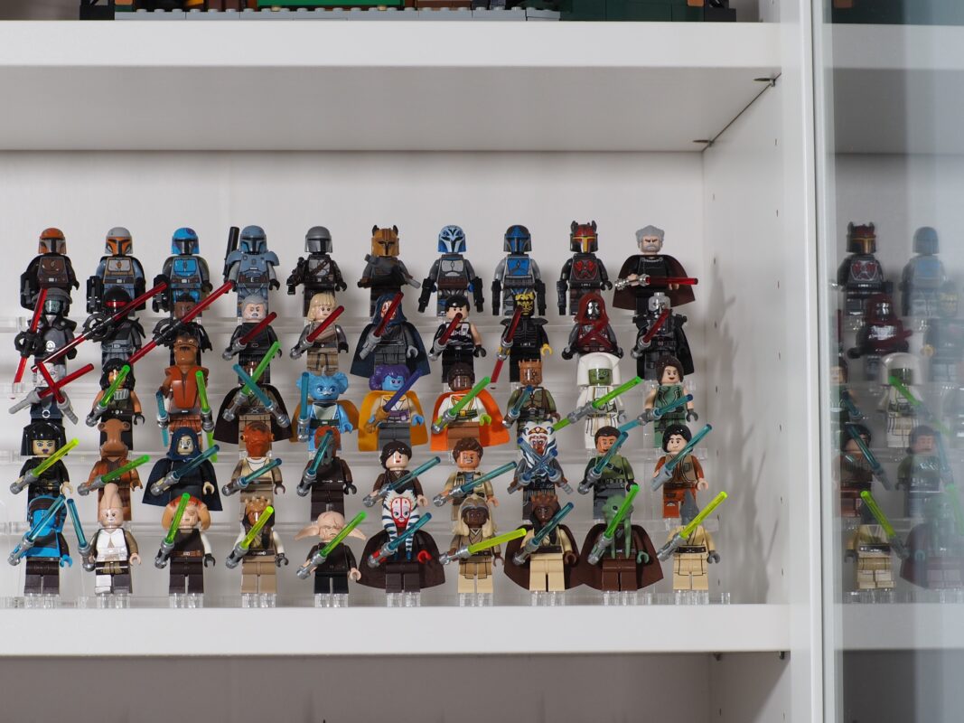 Pódium Expositor para 50 Minifiguras LEGO