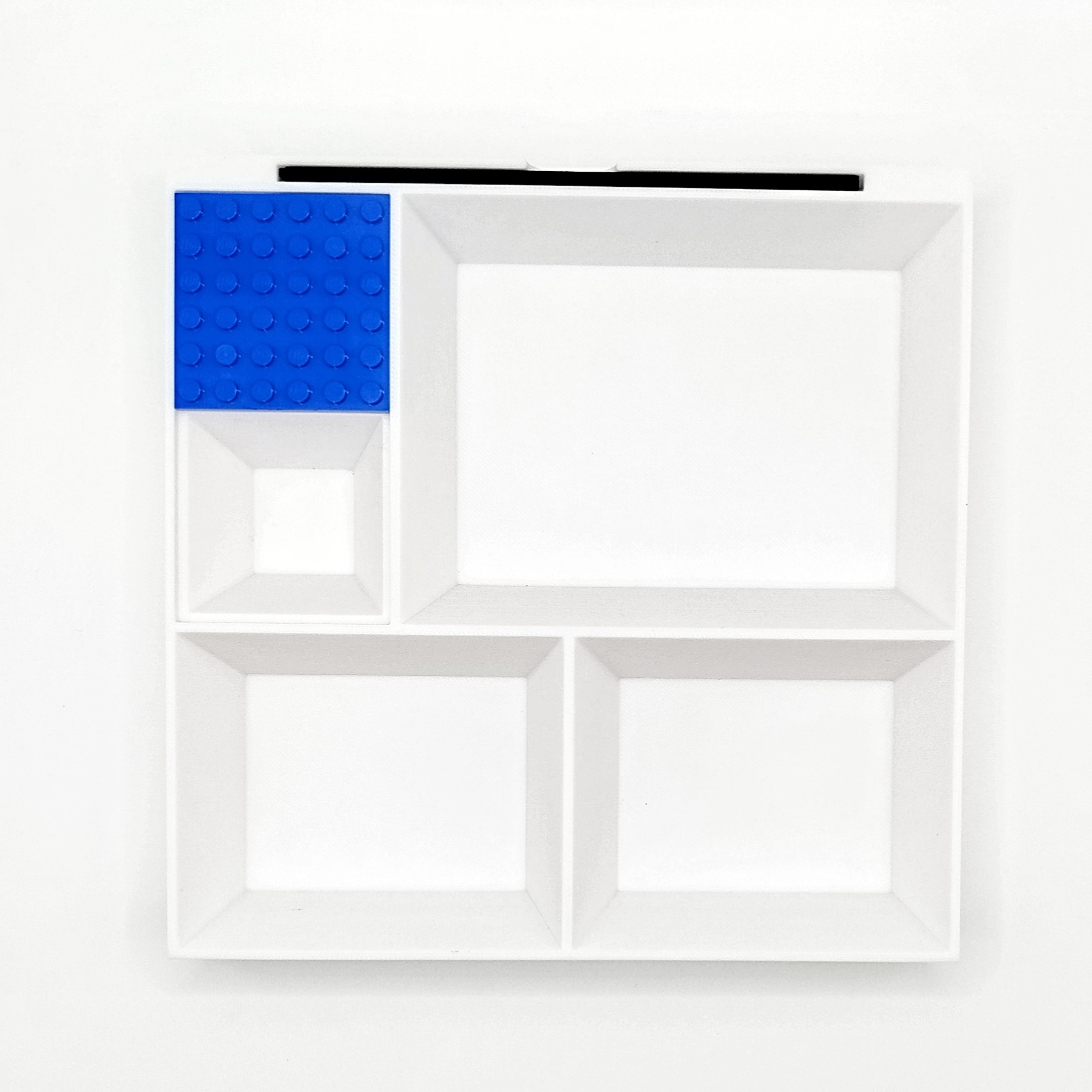 BRIMIN Display Bandeja DEMIR blanco 01 Bandeja de montaje DEMIR Blanca - Imagen 1